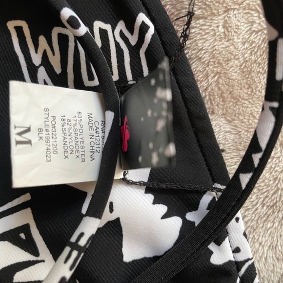 Swimsuit - Picture 6 of 10